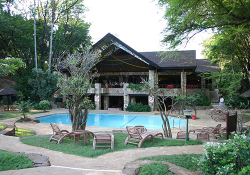8 Days Nairobi / Samburu / Aberdares / Lake Nakuru / Masai Mara Lodge Safari